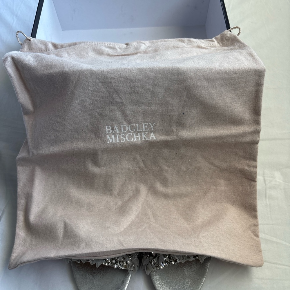 Badgley Mischka Finesse II Silver Crystal Block Heel Wedding Shoes Size 10 - Picture 5 of 6